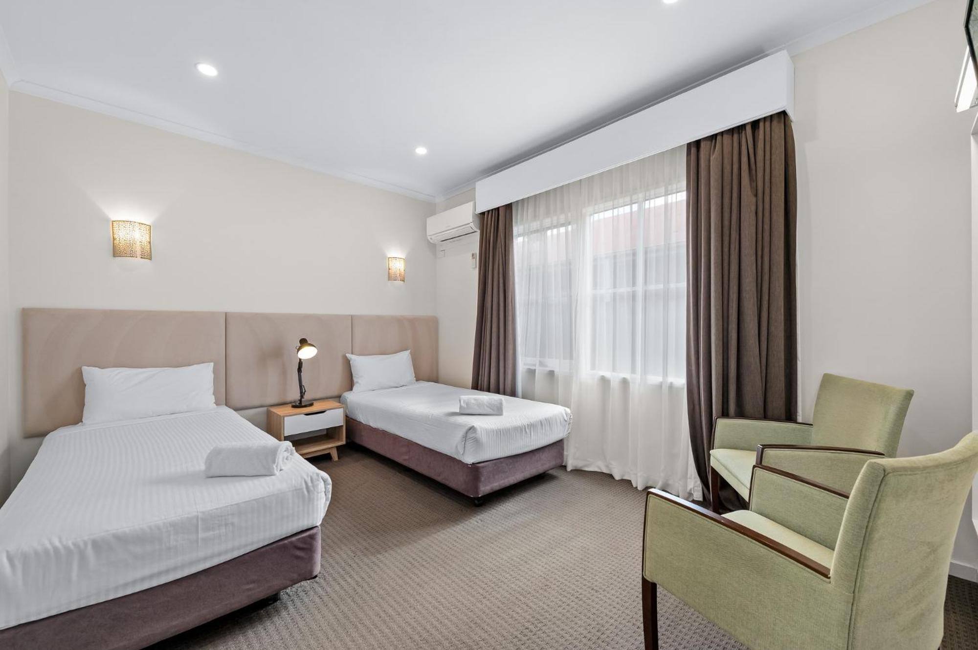 Rowville International Hotel מראה חיצוני תמונה